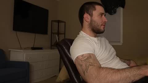 Snapshot of daddywassuppp4 chatting on October 23, 5:51 am Jon online show from October 23, 5:51 am