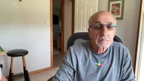 Snapshot of daddyweis chatting on September 20, 6:09 pm daddyweis online show from September 20, 6:09 pm