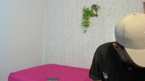 Snapshot of dady_show69 chatting on February 27, 11:54 am ALLAN online show from February 27, 11:54 am