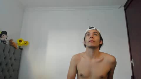 Snapshot of daemon_txuspunk chatting on December 12, 9:58 pm DAEMON online show from December 12, 9:58 pm