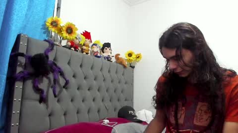 Snapshot of daemon_txuspunk chatting on December 13, 1:59 am DAEMON online show from December 13, 1:59 am