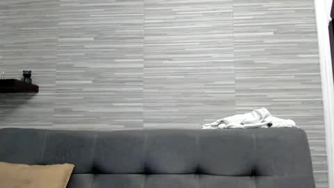 Snapshot of daemon_txuspunk chatting on January 6, 11:52 pm DAEMON online show from January 6, 11:52 pm