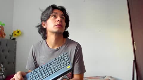 Snapshot of daemon_txuspunk chatting on January 20, 1:21 pm DAEMON online show from January 20, 1:21 pm