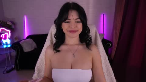 Snapshot of daenerys_daen chatting on March 6, 2:29 pm daenerys_daen online show from March 6, 2:29 pm