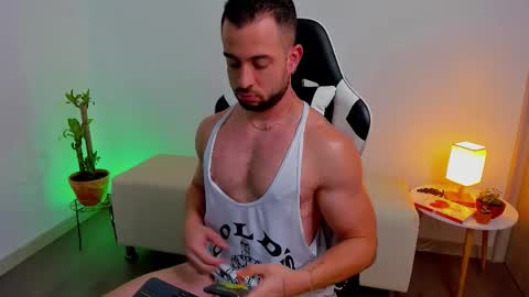 Snapshot of dafboy_ chatting on December 3, 2:04 pm Allan Daf online show from December 3, 2:04 pm