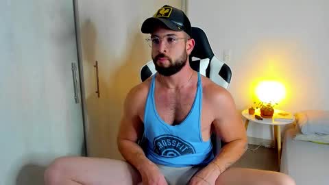 Snapshot of dafboy_ chatting on February 8, 6:06 am Allan Daf online show from February 8, 6:06 am