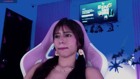 Dafne  online show from November 3, 1:56 pm