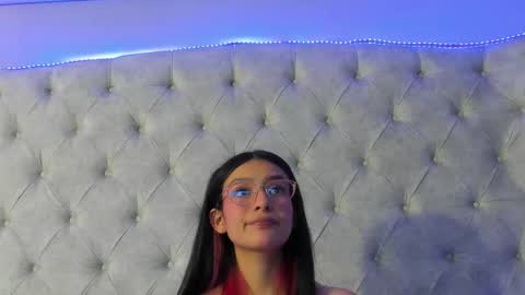 Snapshot of dafne_bss chatting on February 6, 5:01 am dafne_bss online show from February 6, 5:01 am