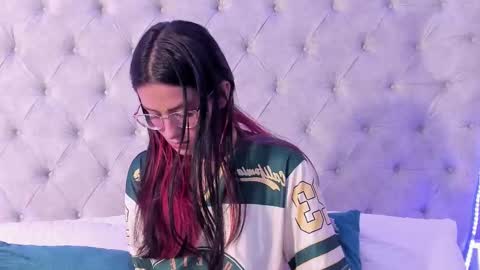 Snapshot of dafne_bss chatting on February 28, 5:52 am dafne_bss online show from February 28, 5:52 am