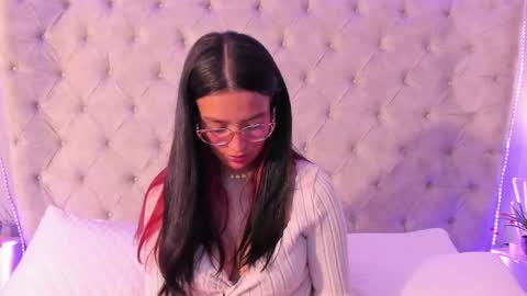 Snapshot of dafne_bss chatting on April 11, 5:34 am dafne_bss online show from April 11, 5:34 am