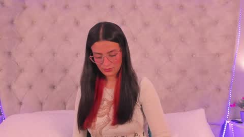 Snapshot of dafne_bss chatting on April 24, 5:21 am dafne_bss online show from April 24, 5:21 am