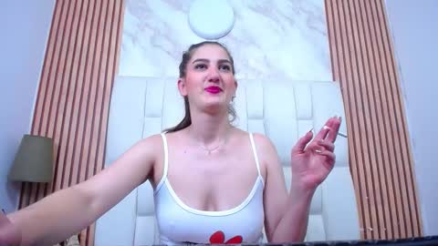 Dafne Castro online show from October 12, 10:03 am