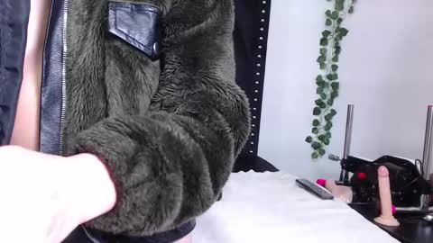 dafne_quenn online show from February 18, 3:32 pm