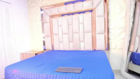 Snapshot of dafnee_adams chatting on October 26, 12:22 pm Dafnee online show from October 26, 12:22 pm