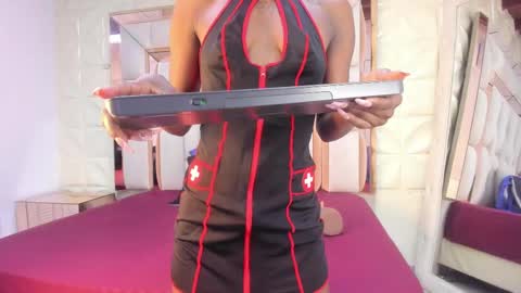 Snapshot of dafnee_adams chatting on October 27, 12:53 pm Dafnee online show from October 27, 12:53 pm