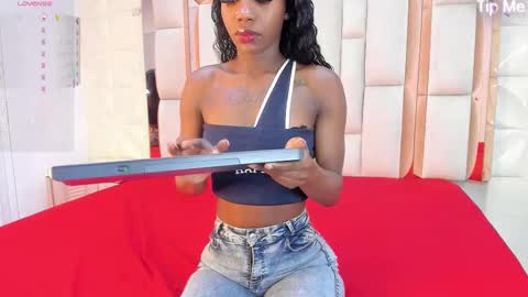 Dafnee online show from November 8, 12:27 pm