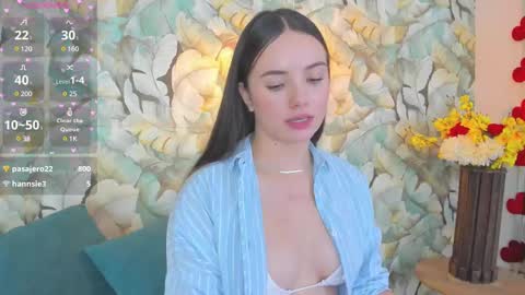 Snapshot of dafnevega chatting on March 4, 10:38 pm Dafne online show from March 4, 10:38 pm