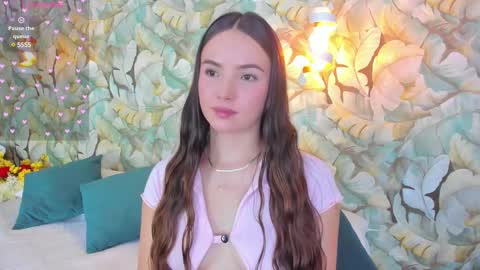 Snapshot of dafnevega chatting on March 7, 8:00 pm Dafne online show from March 7, 8:00 pm