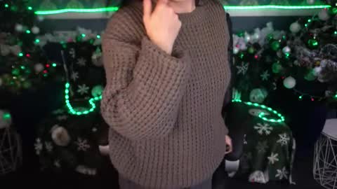 Snapshot of dafni_mon chatting on December 22, 7:05 am Dafni Mon online show from December 22, 7:05 am