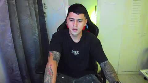 my name is Jhon and I live in colombia online show from May 13, 3:04 am