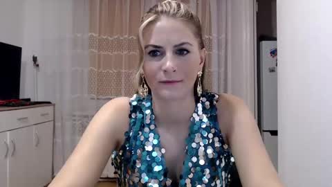 Snapshot of dagmariepiquant chatting on December 23, 7:20 pm Dagmarie online show from December 23, 7:20 pm