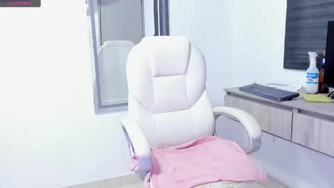 Dahian  online show from September 18, 11:56 am