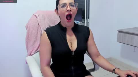 Dahian  online show from October 11, 2:04 pm