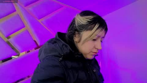 Dahiana  online show from May 2, 12:21 pm