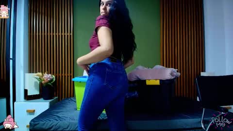 Snapshot of dahiana_spark chatting on February 22, 7:25 pm Dahiana online show from February 22, 7:25 pm