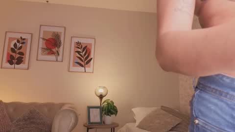 Snapshot of dahiana_walcott chatting on March 25, 7:20 pm Dahiann Walcott online show from March 25, 7:20 pm