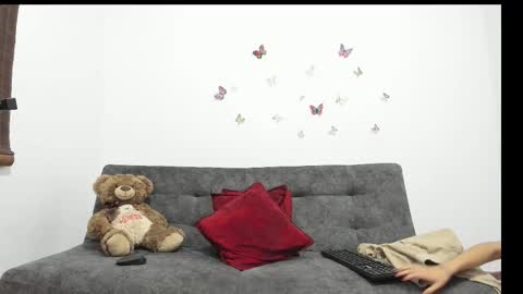 dahianaroa online show from February 9, 12:20 pm