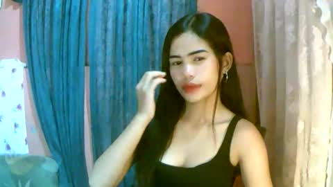 Snapshot of dahlia_123 chatting on March 30, 11:33 am Im Dahlia online show from March 30, 11:33 am