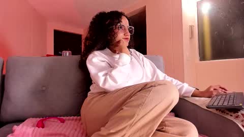 Dahli online show from November 23, 9:53 am