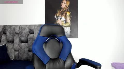 Snapshot of dahnna_squirt chatting on April 9, 2:55 am Dahana online show from April 9, 2:55 am