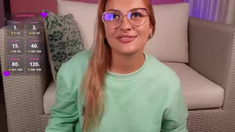 Dailyn online show from December 17, 7:42 pm