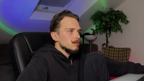 Daimon  online show from March 30, 8:21 pm