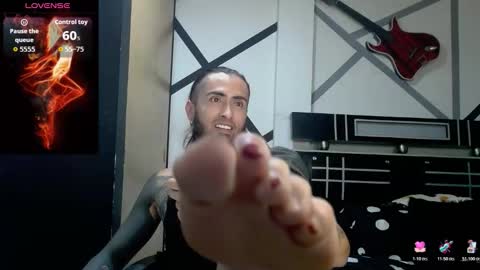 Snapshot of daimon_rock01 chatting on March 12, 4:51 am felipe online show from March 12, 4:51 am