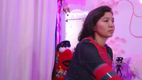 Snapshot of daina_flower chatting on February 5, 4:50 am DAINA online show from February 5, 4:50 am