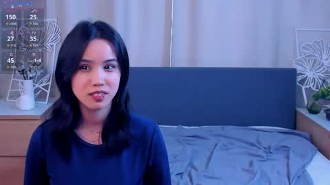 Aoi and Lily best friends online show from April 23, 9:08 am
