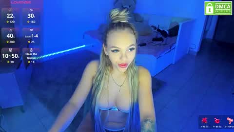 DaIsy Abby online show from March 19, 7:34 am