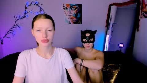 daisy online show from December 14, 8:02 pm