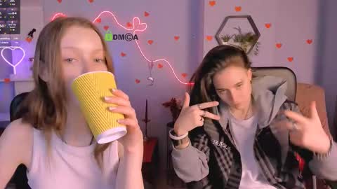 Snapshot of daisy_baby_ chatting on March 15, 8:15 pm daisy online show from March 15, 8:15 pm