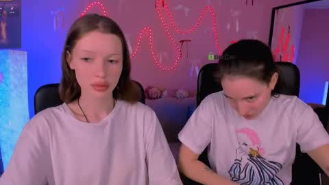 daisy online show from March 20, 8:14 pm