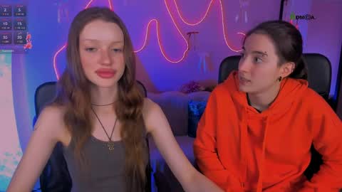 daisy online show from April 1, 7:11 pm