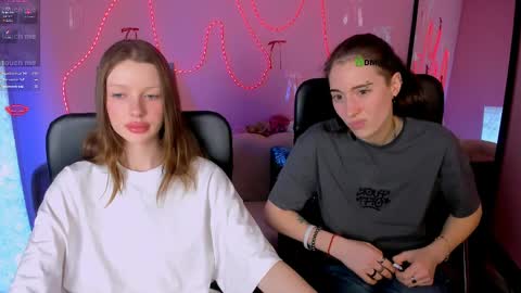 daisy online show from April 4, 7:11 pm