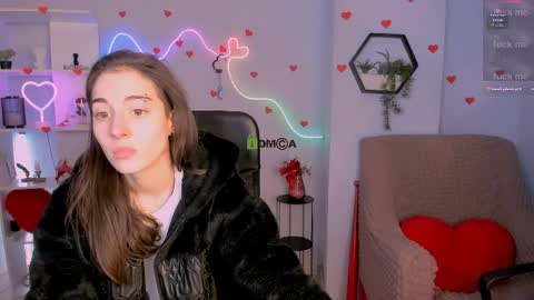 Snapshot of daisy_baby_ chatting on April 9, 7:19 pm daisy online show from April 9, 7:19 pm