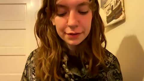DaisyB3 online show from May 16, 7:27 am