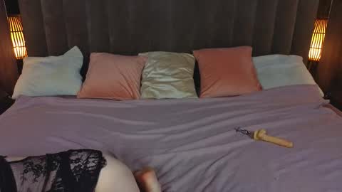 daisydelight_ online show from October 16, 7:37 pm