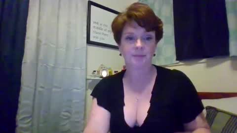 Snapshot of daisylays chatting on January 16, 4:28 am daisy online show from January 16, 4:28 am