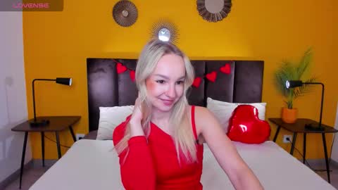 daisymellifluous online show from February 12, 1:44 am